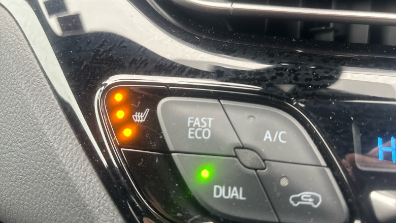 Toyota C-HR 1.8 Hybrid Design 5dr CVT Hybrid Hatchback